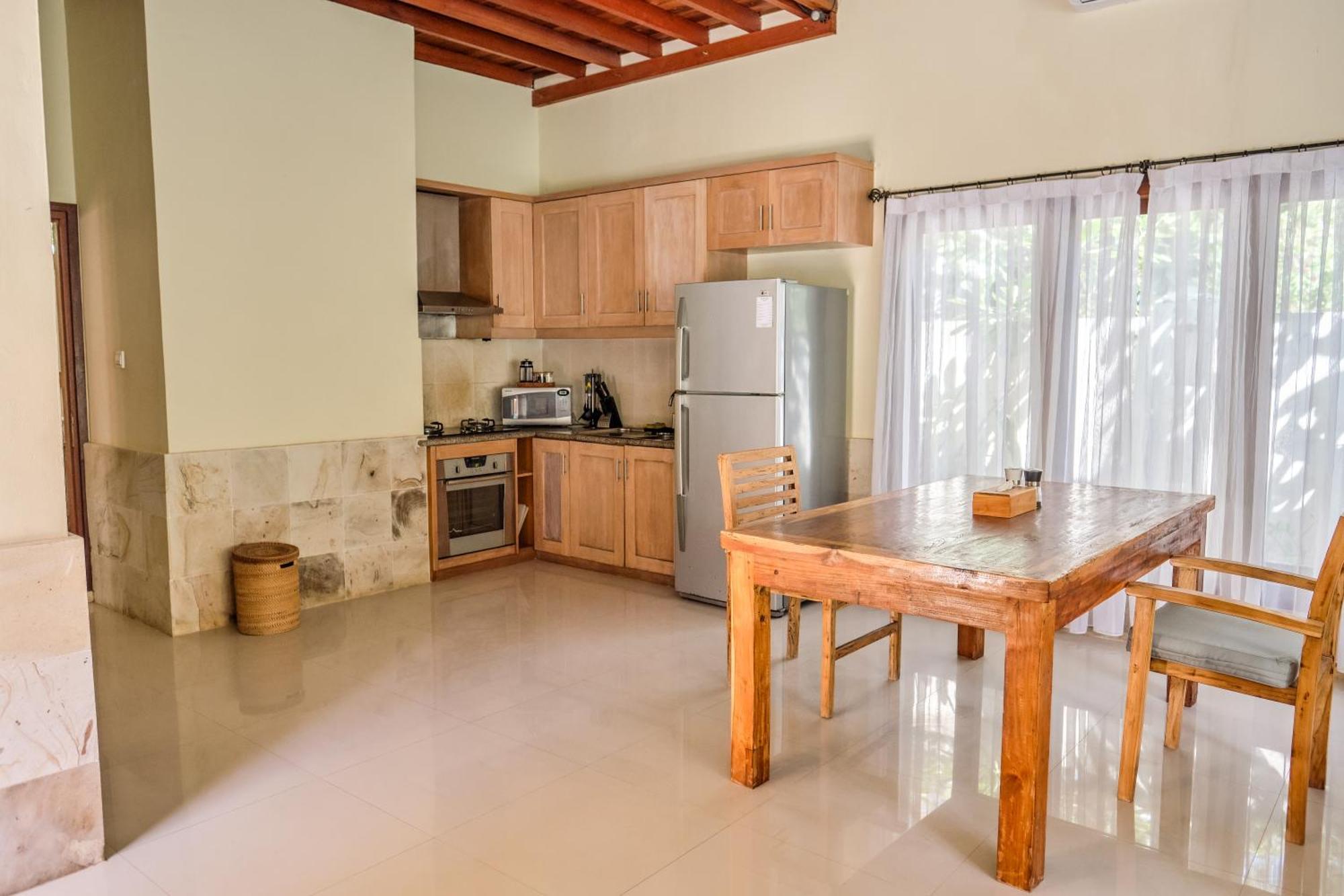 Kelapa Villas Gili Trawangan Exterior photo